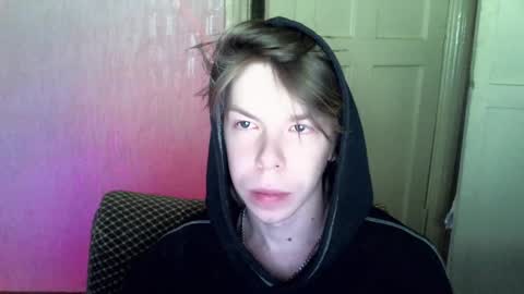 Snapshot of fluffy_boney chatting on 12-21-24, 05:47 Alexey online show from 12-21-24, 05:47