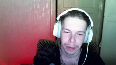 Snapshot of fluffy_boney chatting on 01-01-25, 01:26 Alexey online show from 01-01-25, 01:26