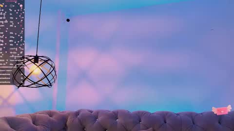  FLUFFY BUBBLE  online show from 03-01-25, 07:30