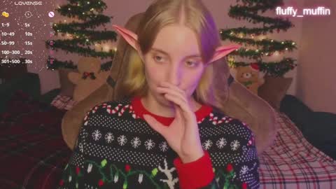 Snapshot of fluffy_muffin3 chatting on 12-11-24, 07:14 Agatha online show from 12-11-24, 07:14