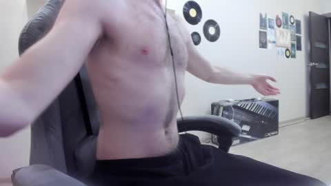 Snapshot of fluffycat_ chatting on 02-08-25, 10:50 fluffycat online show from 02-08-25, 10:50