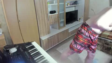 Snapshot of fluffycat_ chatting on 09-16-25, 06:09 fluffycat online show from 09-16-25, 06:09