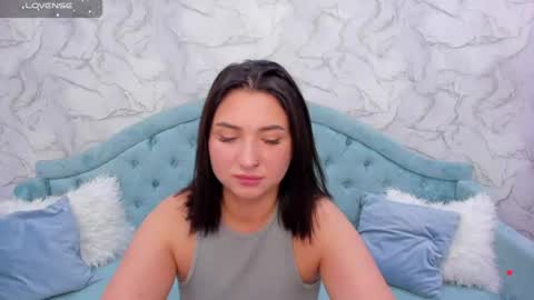 Snapshot of flufyfoxx chatting on 07-13-26, 12:13 Lina online show from 07-13-26, 12:13