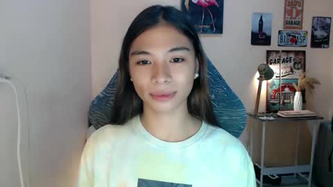 Snapshot of foeheart chatting on 11-16-25, 01:22 Foe online show from 11-16-25, 01:22