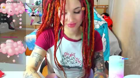 Snapshot of folinskaayaa chatting on 09-11-25, 06:46 folinskaayaa online show from 09-11-25, 06:46