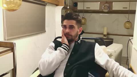 independent model online show from 03-12-26, 06:47