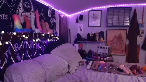 Snapshot of fondadix_ chatting on 01-27-25, 07:56 Fonda Dix online show from 01-27-25, 07:56