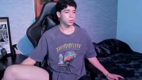 Foni online show from 03-15-26, 01:33