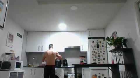 Snapshot of fonsi924 chatting on 03-10-26, 06:07 fonsi924 online show from 03-10-26, 06:07