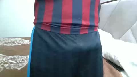 Snapshot of fonzi_flores chatting on 10-19-25, 09:32 fonzi_flores online show from 10-19-25, 09:32