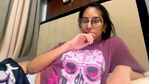 Snapshot of forbidden_candice chatting on 10-16-25, 05:30 forbidden_candice online show from 10-16-25, 05:30