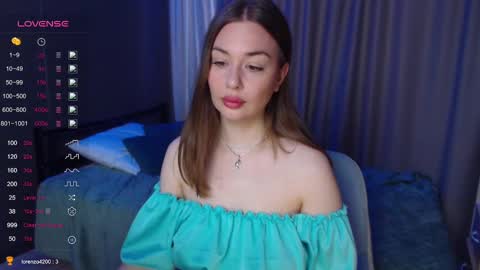 Snapshot of foreversmileme chatting on 02-28-25, 03:04 Julia online show from 02-28-25, 03:04