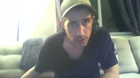 Snapshot of fouraide42 chatting on 12-12-24, 12:05 fouraide42 online show from 12-12-24, 12:05