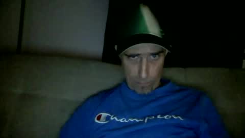 Snapshot of fouraide42 chatting on 12-26-24, 02:01 fouraide42 online show from 12-26-24, 02:01