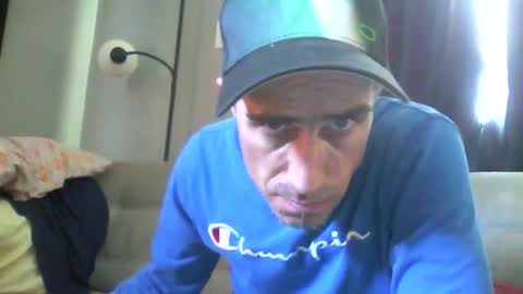 Snapshot of fouraide42 chatting on 12-26-24, 05:19 fouraide42 online show from 12-26-24, 05:19