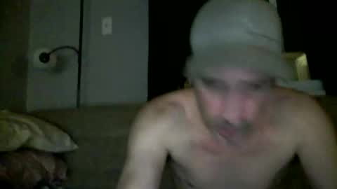 Snapshot of fouraide42 chatting on 02-21-25, 07:23 fouraide42 online show from 02-21-25, 07:23