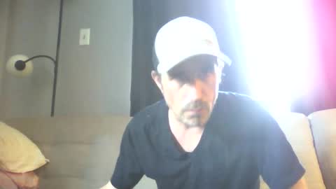 Snapshot of fouraide42 chatting on 02-21-25, 07:43 fouraide42 online show from 02-21-25, 07:43