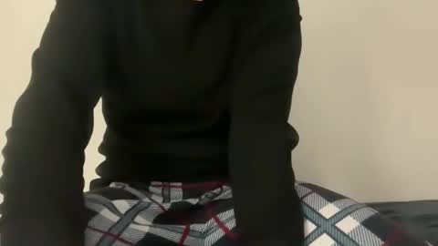 Snapshot of fourelementstrainer chatting on 12-15-25, 05:44 fourelementstrainer online show from 12-15-25, 05:44