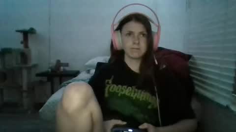 foursknfairy online show from 04-18-26, 12:14