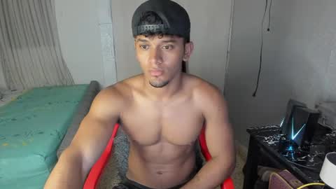 Snapshot of fox_evans chatting on 06-24-26, 05:34 Fox online show from 06-24-26, 05:34