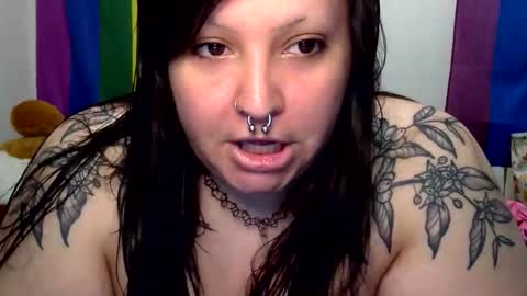 foxdarling96 online show from 10-14-25, 03:02