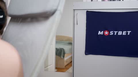 CUSTOM PHOTOS AND VIDEOS -  online show from 12-20-24, 12:16