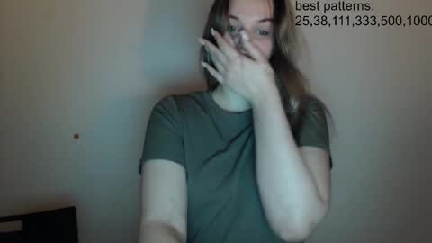 i am your baby Alien  online show from 02-07-25, 06:56