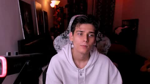 Foxicfu online show from 04-04-26, 02:36