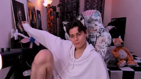 Foxicfu online show from 04-09-26, 01:38