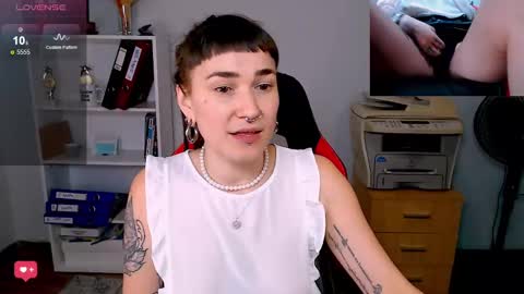 Helen - My streams are Monday - Friday at 8 AM NY time online show from 02-22-25, 03:36