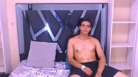 Snapshot of foxter_ chatting on 12-05-25, 07:21 Foxter online show from 12-05-25, 07:21