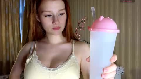 Petra online show from 03-25-26, 02:45