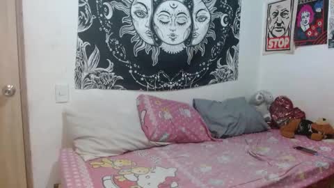 Snapshot of foxxxy_blexxxed chatting on 09-11-25, 01:06 Foxxxy Blexxxed online show from 09-11-25, 01:06