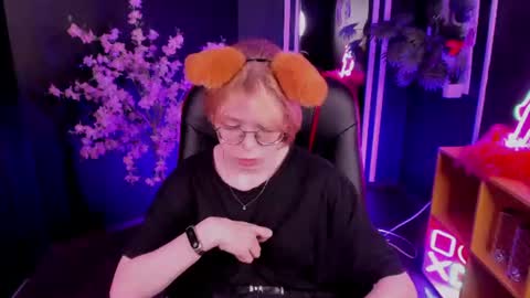 Polly online show from 06-26-26, 05:45