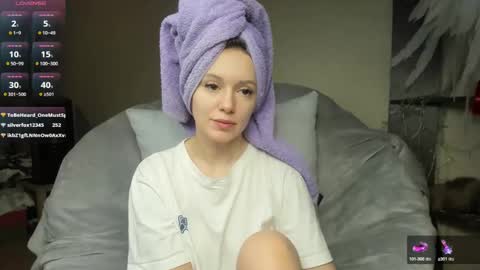 Foxy online show from 03-06-25, 10:41