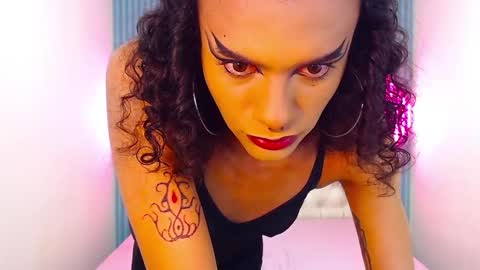 Snapshot of foxy_ella chatting on 02-14-25, 02:54 Ella online show from 02-14-25, 02:54