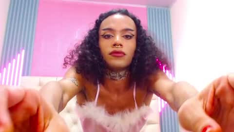 Snapshot of foxy_ella chatting on 02-27-25, 06:20 Ella online show from 02-27-25, 06:20