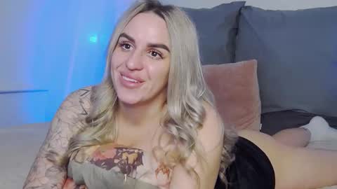 Foxy Kimmi online show from 03-01-26, 06:37