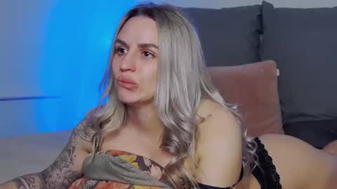 Foxy Kimmi online show from 03-19-26, 05:00