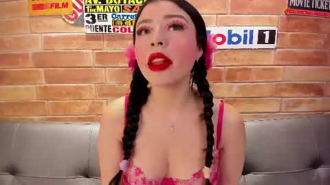 Snapshot of foxy_xiaomi chatting on 07-21-26, 11:01 Miss Xiaomi online show from 07-21-26, 11:01