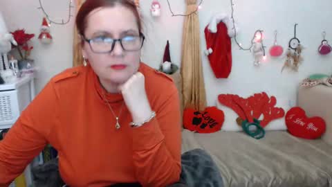 Snapshot of foxydesiree chatting on 01-04-25, 05:47 foxydesiree online show from 01-04-25, 05:47