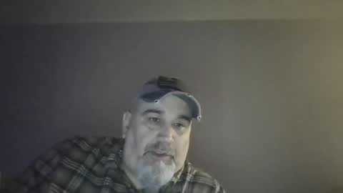 Snapshot of foxyfang chatting on 01-07-25, 01:14 foxyfang online show from 01-07-25, 01:14