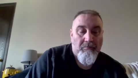 Snapshot of foxyfang chatting on 03-08-25, 02:40 foxyfang online show from 03-08-25, 02:40