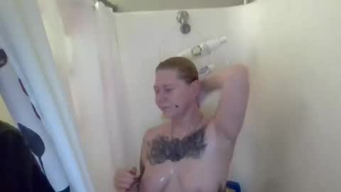 Snapshot of foxyfang chatting on 11-07-25, 04:18 foxyfang online show from 11-07-25, 04:18