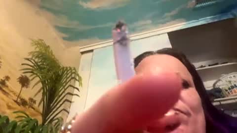 Snapshot of foxyladysback923 chatting on 01-24-25, 05:21 foxyladysback923 online show from 01-24-25, 05:21