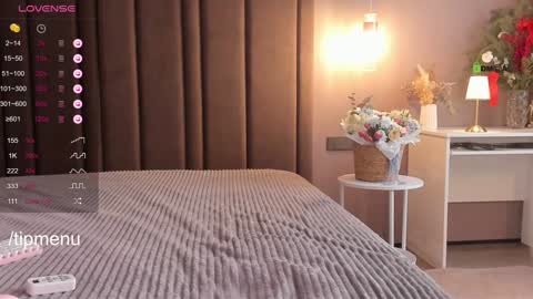 Snapshot of foxylovesyou chatting on 02-05-25, 11:12 foxylovesyou online show from 02-05-25, 11:12