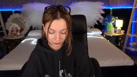 Maya online show from 12-03-25, 02:15