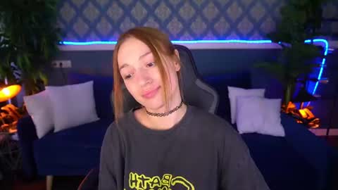 Snapshot of foxymayy chatting on 07-03-26, 01:06 Maya online show from 07-03-26, 01:06