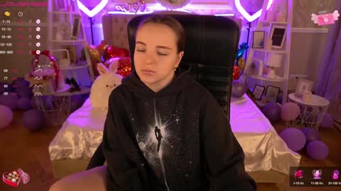 Snapshot of foxyshyyy chatting on 02-07-25, 12:50 Inna online show from 02-07-25, 12:50