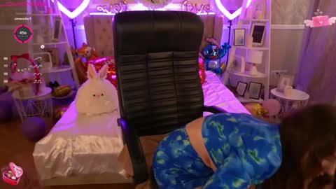 Snapshot of foxyshyyy chatting on 02-09-25, 10:20 Inna online show from 02-09-25, 10:20